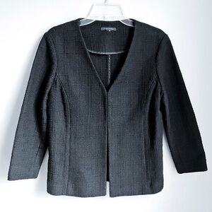 Black Tommy Hilfiger Women's size Medium Boucle V-front Blazer with hook closure